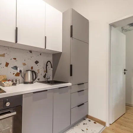 Chill Station 아파트