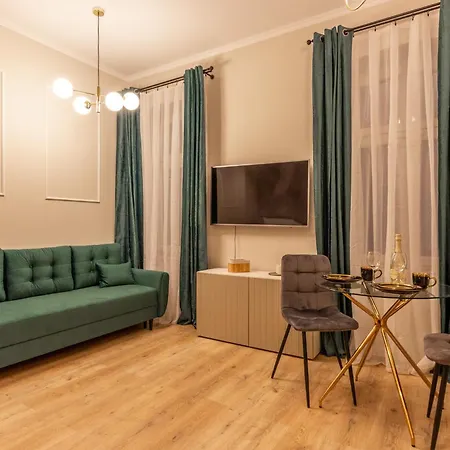 Chill Station Apartment